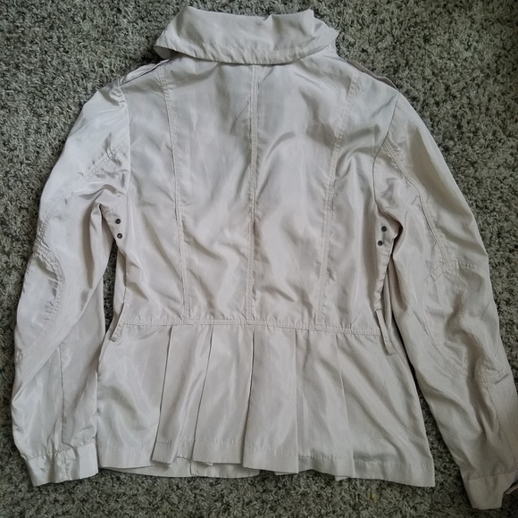 Burberry jacket - Picture 4 of 6